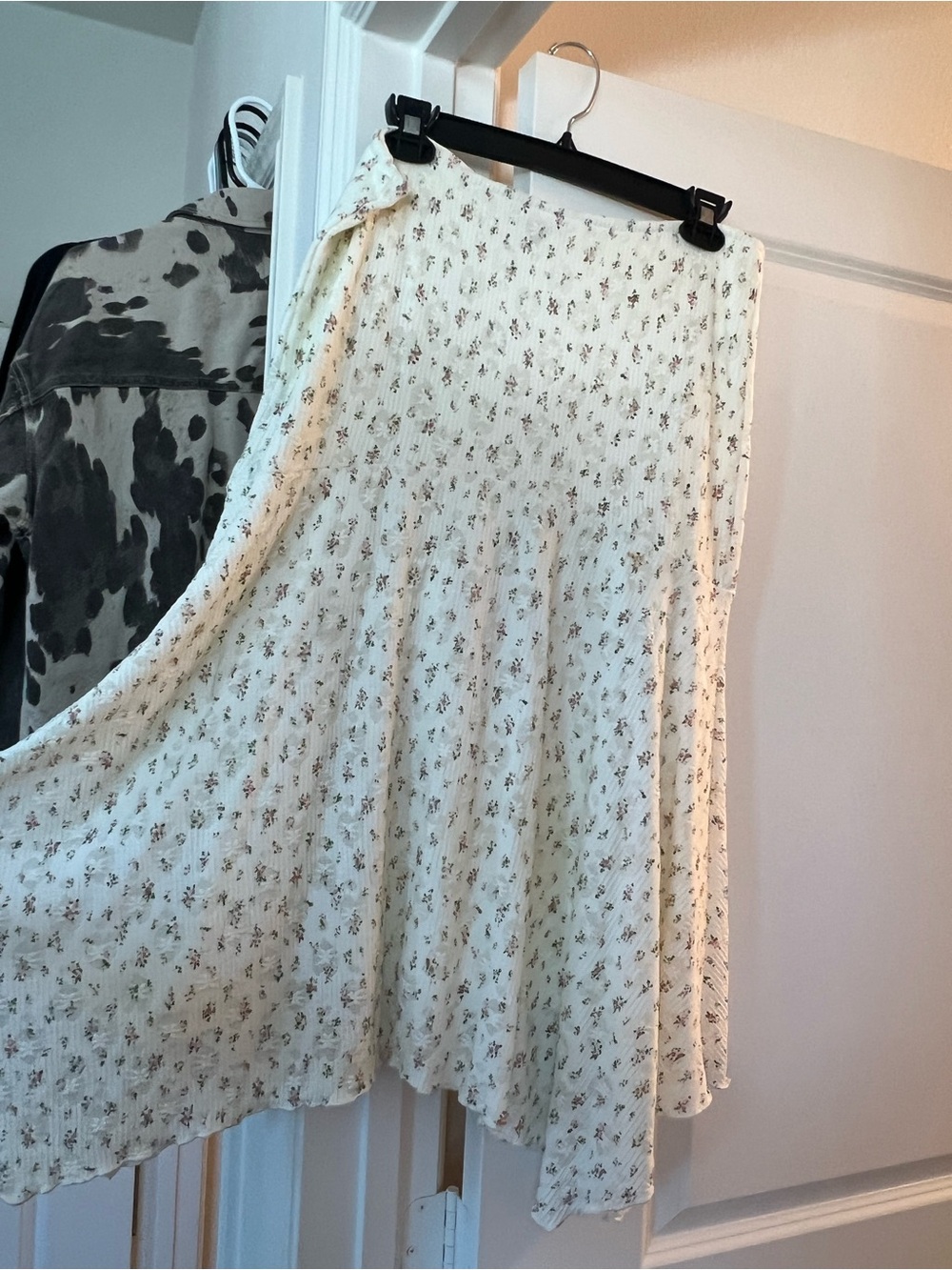 Bailey Rose - Light Cream Floral Asymmetrical Midi Skirt